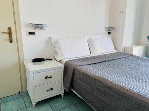 1 double bed