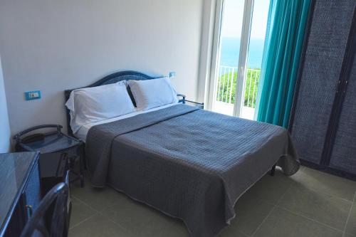 1 double bed