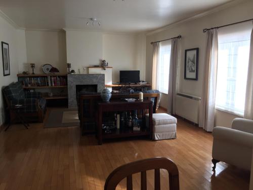 Közös társalgó / TV, Apartamento Senadomum in Seia