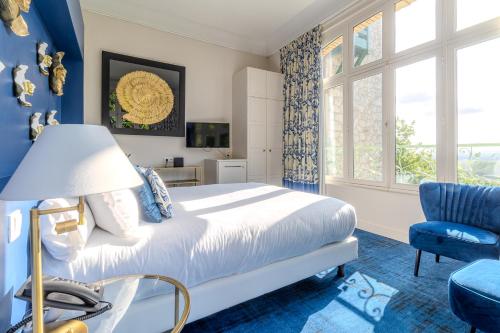 Hotel Domaine de la Corniche in โรลบัว