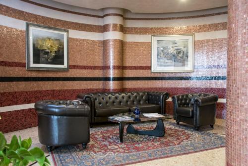 Marchi Hotel 5