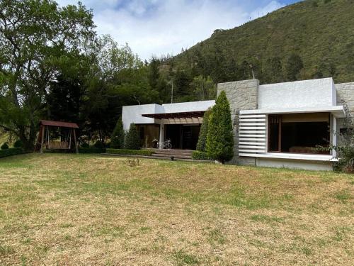 Hermosa Casa en la Higuera Paute in Gualaceo