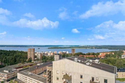 A szálláshely kívülről, Mini penthouse with Lake View and Great Sunset in Järfälla