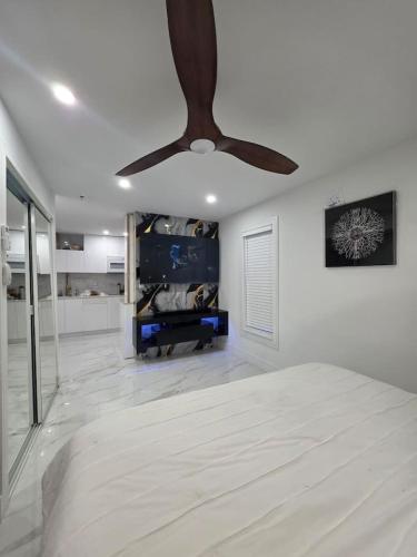 Sunrise Private Stay Near Sawgrass Mills and Amerant Bank Arena – khách sạn tại Sunrise