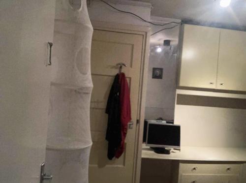 2,5 Km from Central Station, Amsterdam (foto 6)