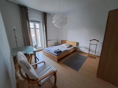 Moderne Wohnung mit Gratis Parkplatz - zentral zwischen Bahnhof und Innenstadt in Freiberg, Deutschland
