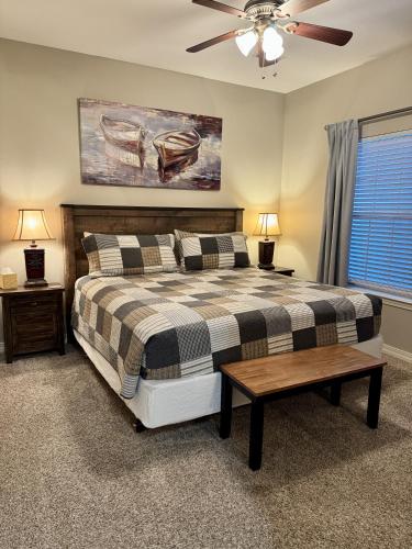 Lower Level Condo B-3 in Hollister, USA