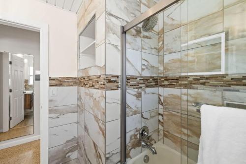 Sunset Beach House - image 33