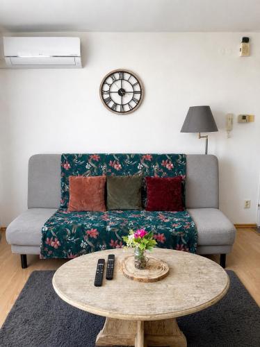 Romantic getaway in Oldtown with perfect view, Bratislava