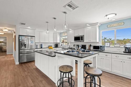 Snook Haven - New Listing! - image 20