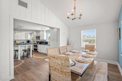Snook Haven - New Listing! - image 21