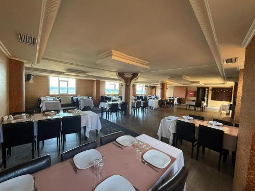 مطعم, Otel Ustabaş (Otel Ustabas) in هوبا