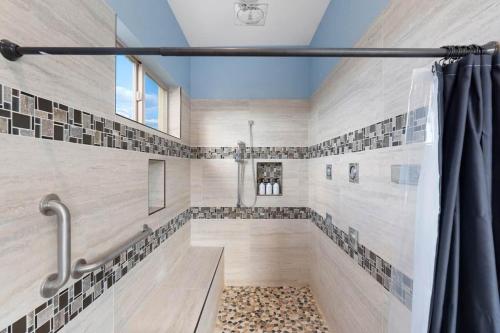 Scottsdale Oasis - Hot tub-Hike-Views-Kids YES! - image 4