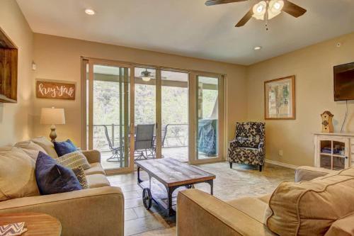 Rivendell RG 208 in Canyon Lake, USA