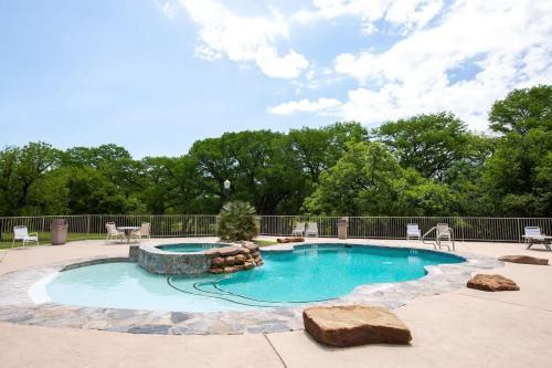 Urban Bungalow WW C301 in New Braunfels, USA
