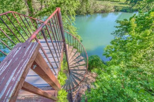 SS 4B Riverside Condo in New Braunfels, USA