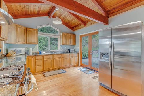 Hacienda in Forestvilla (CA)