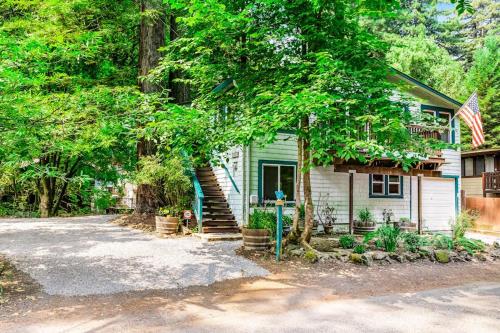 Creek House - image 10