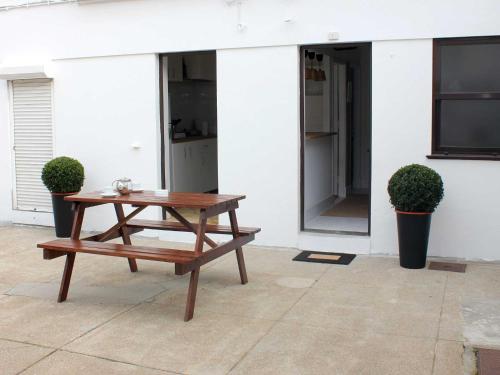  Local Inn Surf House in Matosinhos