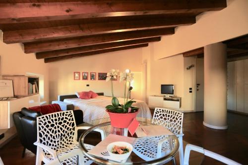 Apartment - Split Level room in Casa Vacanze Funicolare
