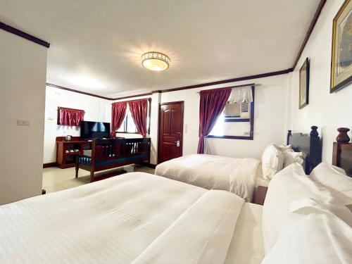 room detail thumbnail 0