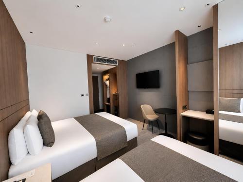 room detail thumbnail 0