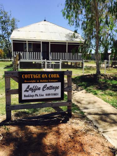 Cottage on Cork -Laffin Cottage Winton (QLD)