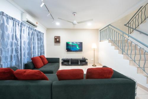 Exterior view of Lovely Family Home 12pax 3 min from toll