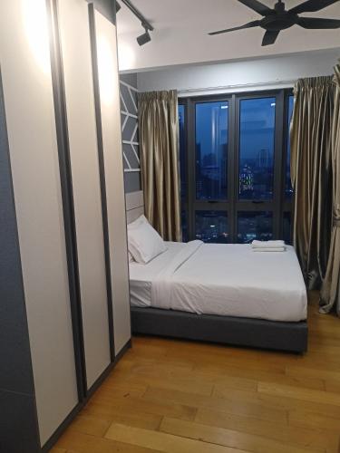 infinitum suites rooftop pool by AZ in Little India