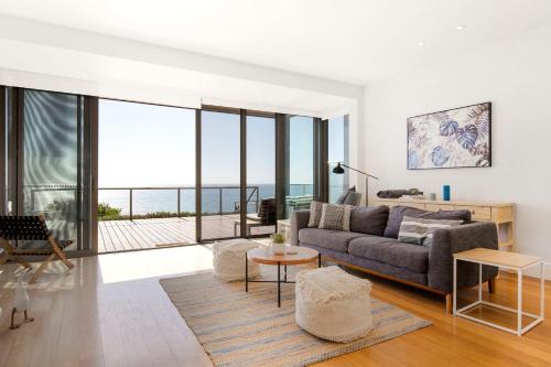 Spectacular Panoramic Oceanview House in Seacliff in Seacliff