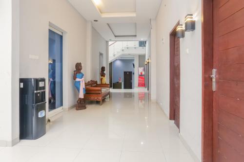 Exterior view, RedDoorz @ Jamin Ginting Medan in Medan Tuntungan