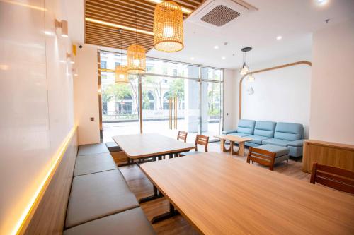 Anstay Marina Hotel Ha Long in Hạ Long