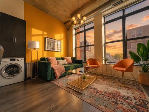 McCormick Place with city view 2br-2ba for 8 guests - optional Parking & Gym Access in Chicago, USA