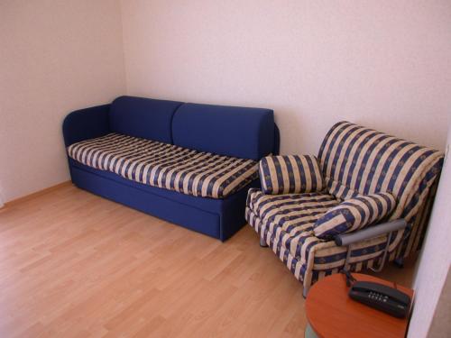 1 twin bed
