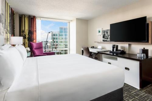 Hyatt Centric Arlington Room Type - King Room