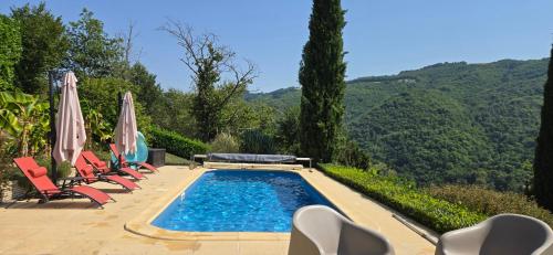 Gite cosy pour un séjour apaisant dans la vallée du Lot (Gite cosy pour un sejour apaisant dans la vallee du Lot) in Vieillevie