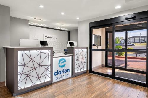 Előcsarnok, Clarion Pointe Athens I-65 in Athens