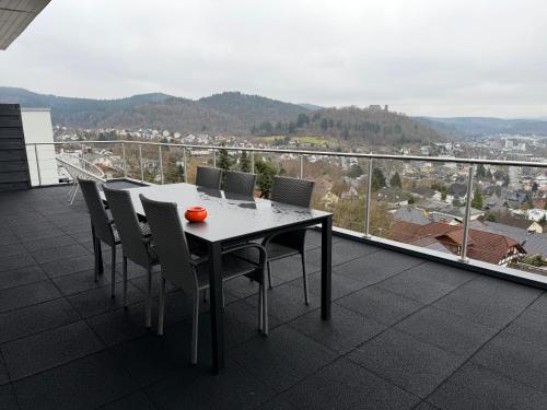 Terraza/balcón, Exklusives Penthouse mit Sonnenterrasse in Biedenkopf