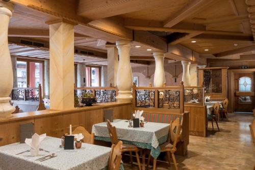 Restaurant, Alpenhotel Ramsauerhof in Ramsau im Zillertal