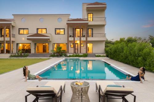 StayVista at Eleganza Resort, Jaipur, Džajpur