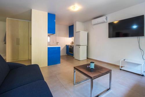Elegant Urban Retreat in Psychiko 2 - image 9