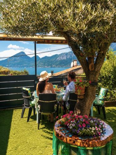 Appartamento con vista Lago Casa Gaspar – khách sạn tại Brenzone