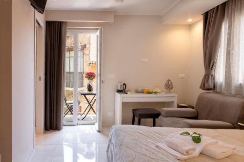 EPONIMI ROOMs 2