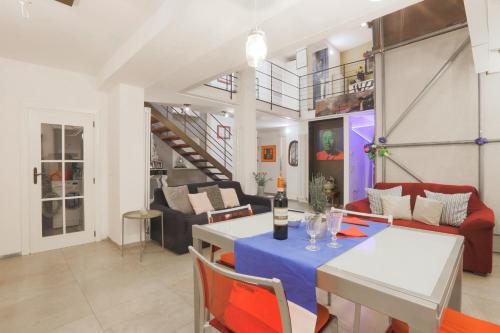 Loft 2 piano nel cuore di Genova, Genova (foto 4)