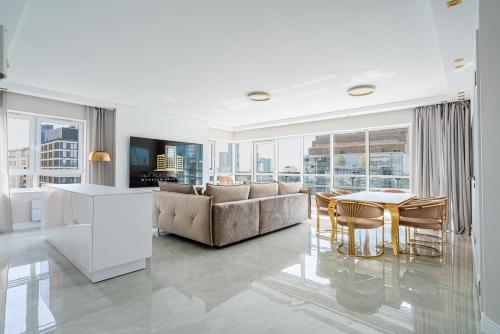 J&K Platinum Towers 3