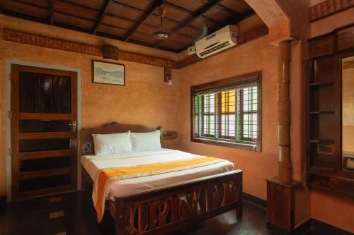 Sukumara Homestay Unique Eco Luxury Mud and Bamboo Beachfront Villa in Valapad