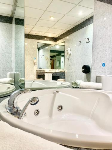 cadă fierbinte, Hotel Humanes in Fuenlabrada