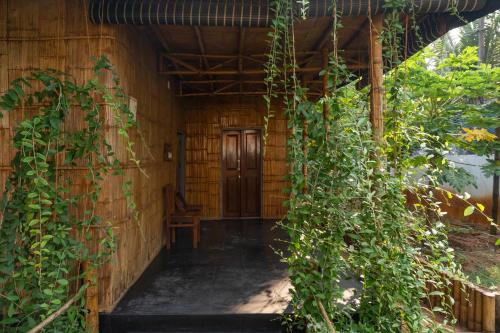 Sukumara Homestay Unique Eco Luxury Mud and Bamboo Beachfront Villa in Valapad