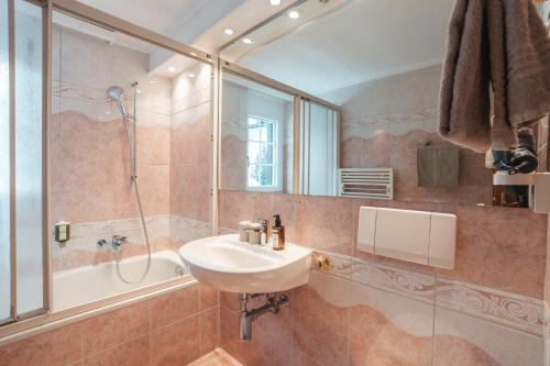 La Perle Apartments, Zermatt (photo 4)