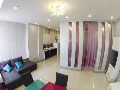 Zhylianska Business Class Apartment